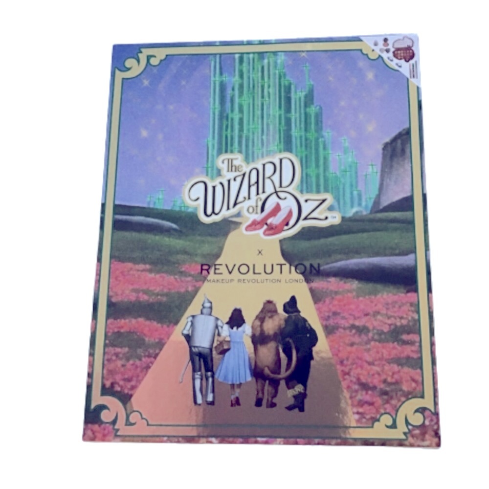 Revolution x Wizard Of Oz Emerald City  Limited Set Eyeshadow Lip Gloss